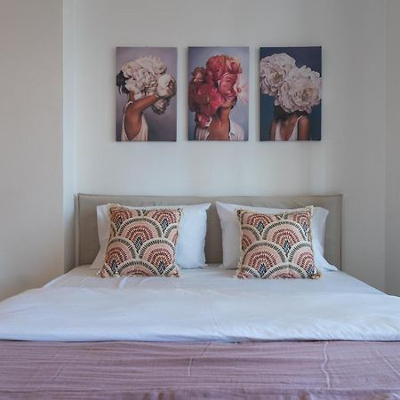 Polyn 1- Bedroom Apartment In Larnaca Exteriör bild